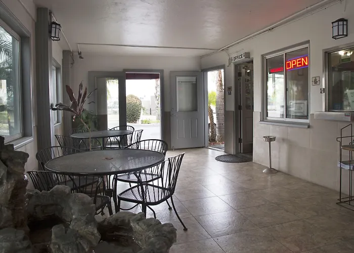 Harbor Inn & Suites Oceanside Marina Camp Pendleton