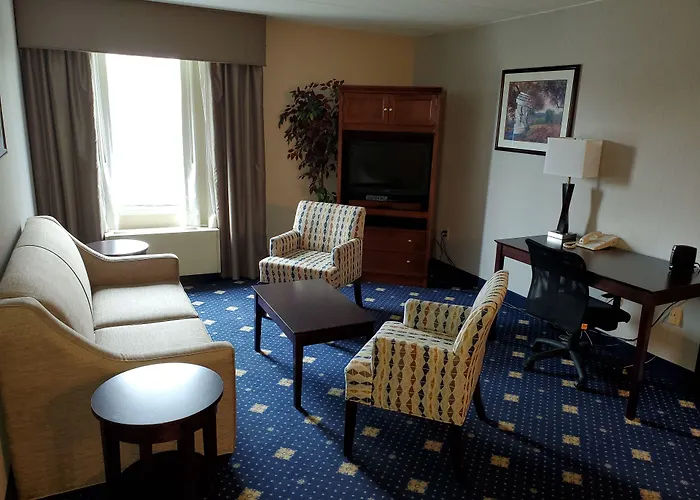 Baymont By Wyndham Groton/Mystic