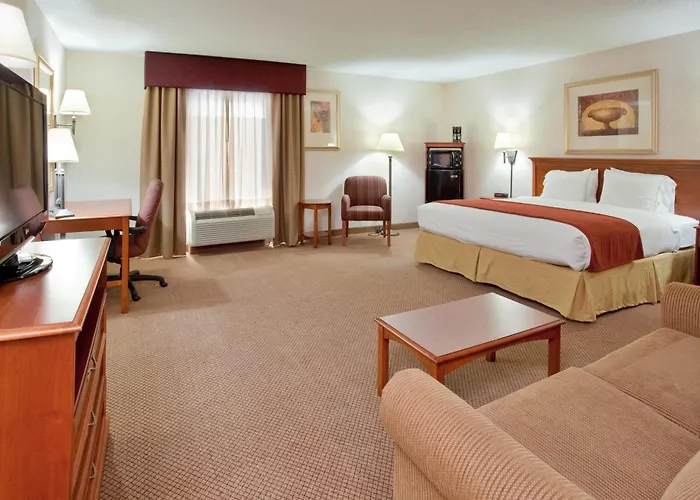 Seasons Inn & Suites Highland