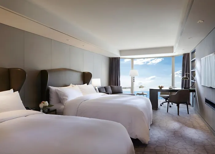 Paradise Hotel Busan