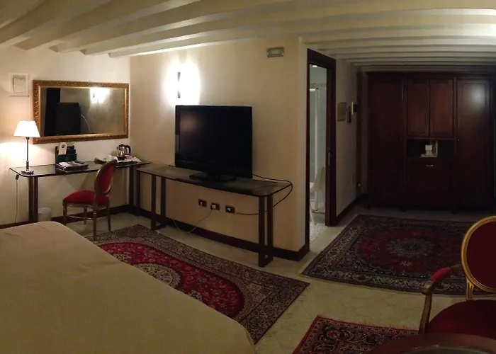 Hotel Liassidi Palace