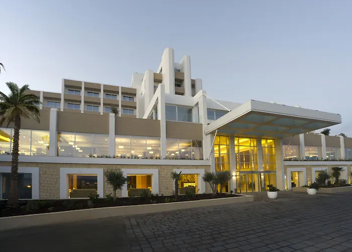 Salini Resort