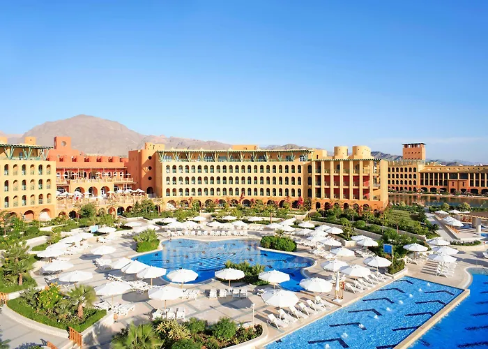 Strand Beach Resort