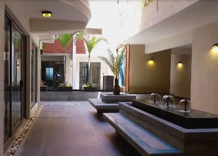 Pereybere Hotel&Spa Pereybere Beach