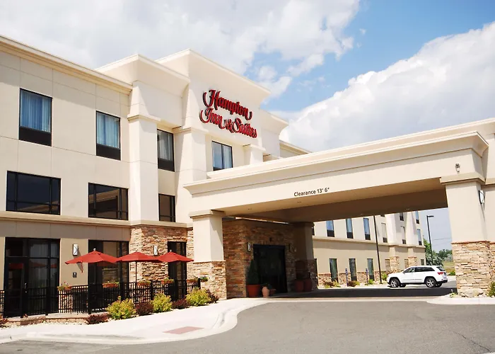 Hampton Inn & Suites Buffalo