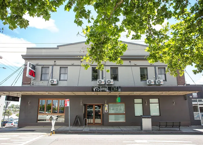 Nags Head Hotel