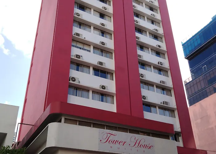 Hotel Tower House Suites