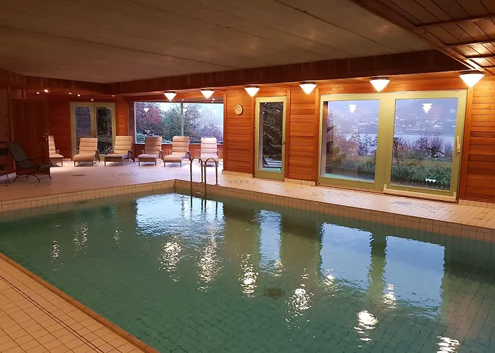 Le Manoir Au