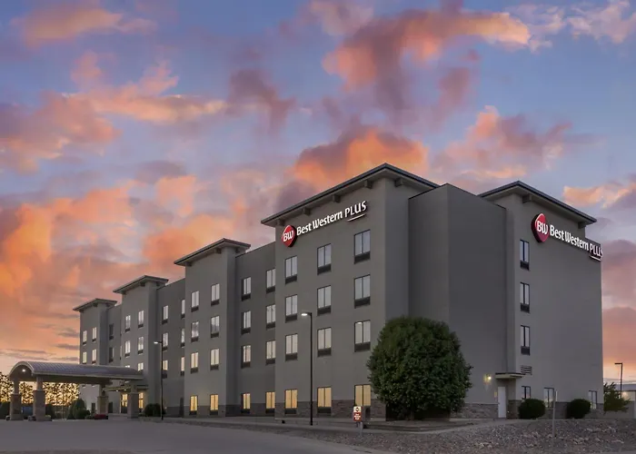 Best Western Plus Williston Hotel & Suites
