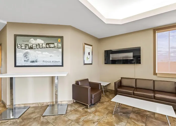 Super 8 By Wyndham Prince Albert