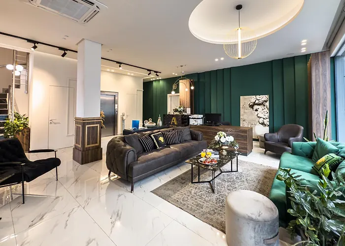 Alexandra Boutique Residence Downtown