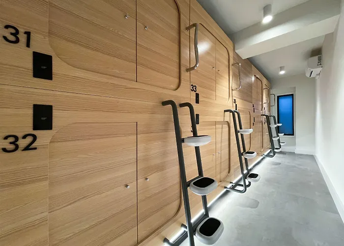 Airone Capsule Hotel