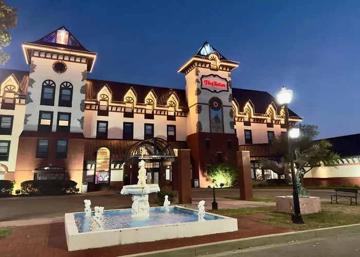 Chateau Hotel And Conference Center
