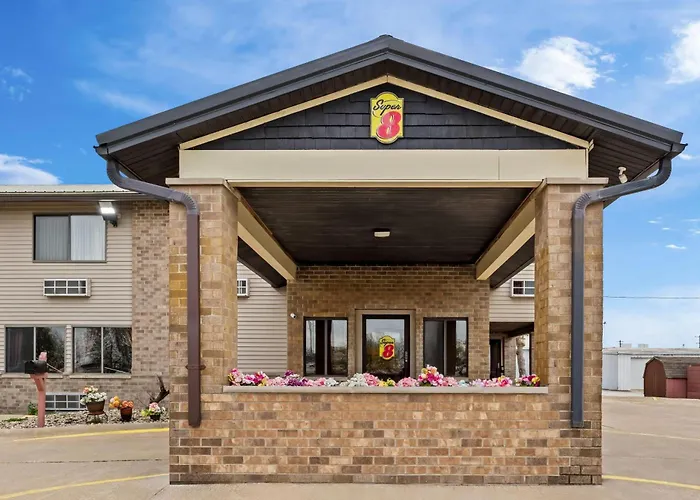 Super 8 By Wyndham Jefferson