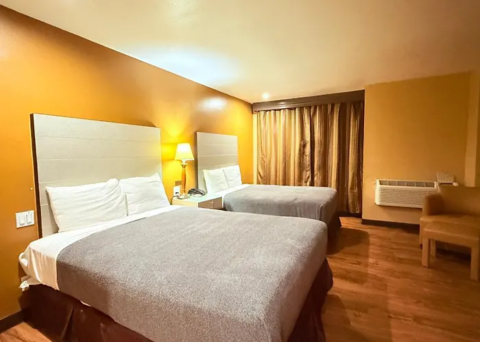 Redondo Beach Inn-Lax (Adults Only)