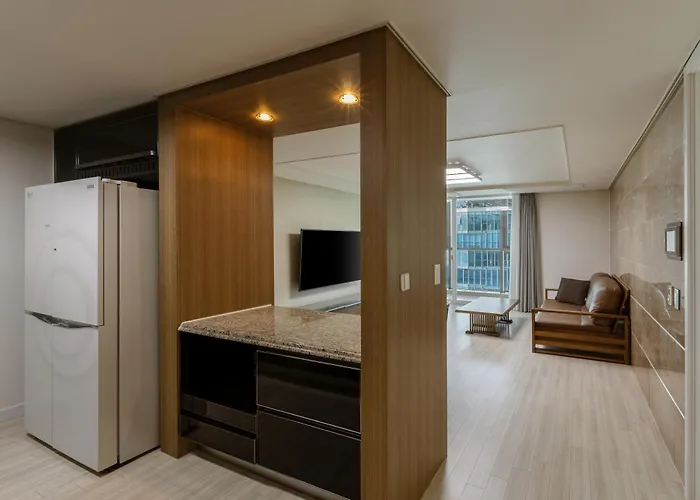 Pale De Cz Condo