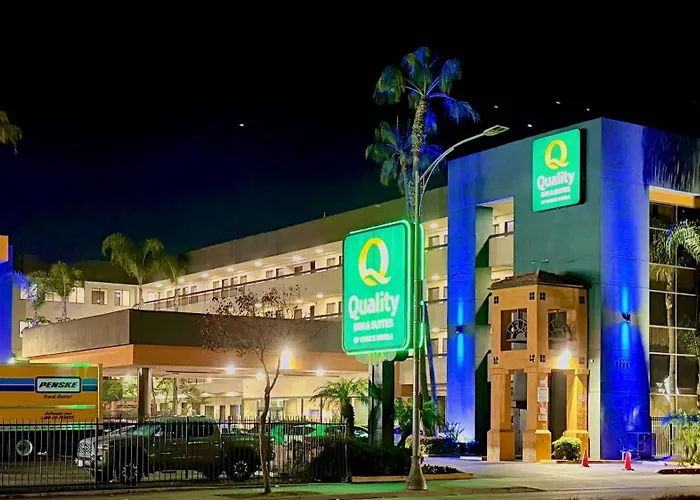 Quality Inn & Suites Los Angeles Airport - Stadium District