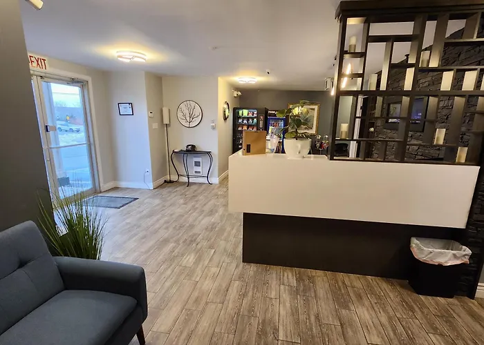 Newfound Inn And Suites