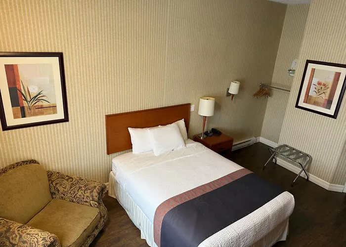 Days Inn By Wyndham Bridgewater Conference Center