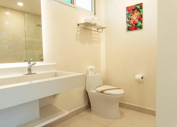 Hotel Tamarindo Diria Beach Resort