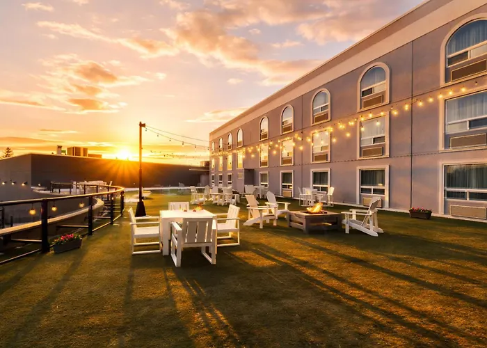 Prestige Treasure Cove Resort Prince George