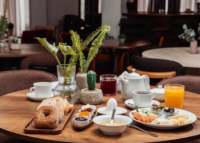 Kyrenia British Harbour Hotel