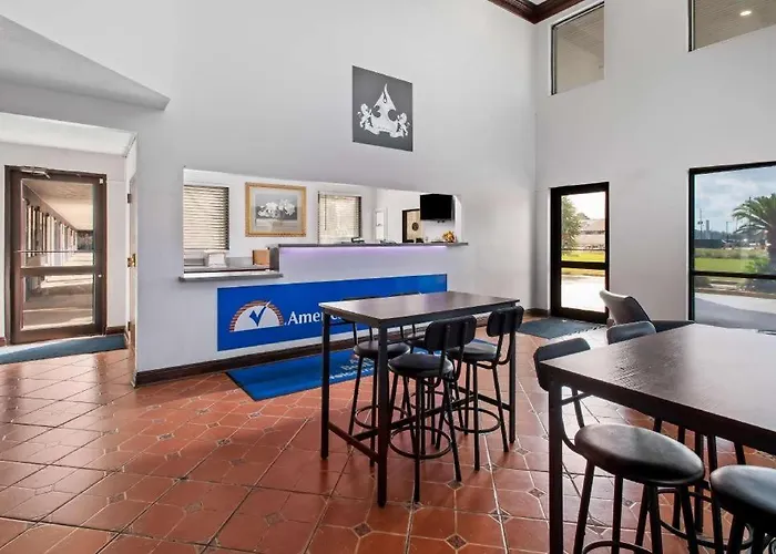 America'S Best Inn & Suites Gonzales