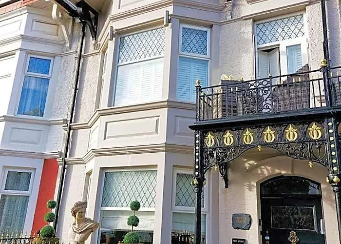 Olivia House