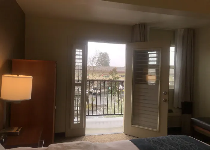 Comfort Inn & Suites Ukiah Mendocino County