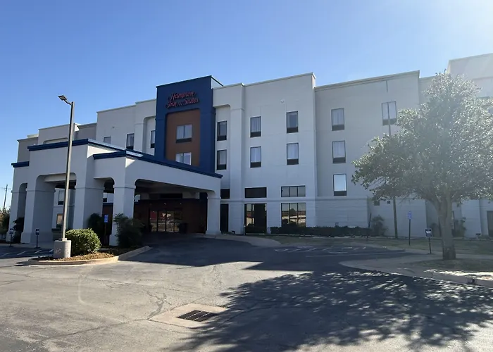Hampton Inn & Suites Lawton