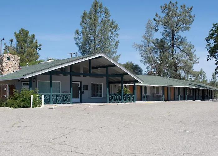 Black Hawk Lodge